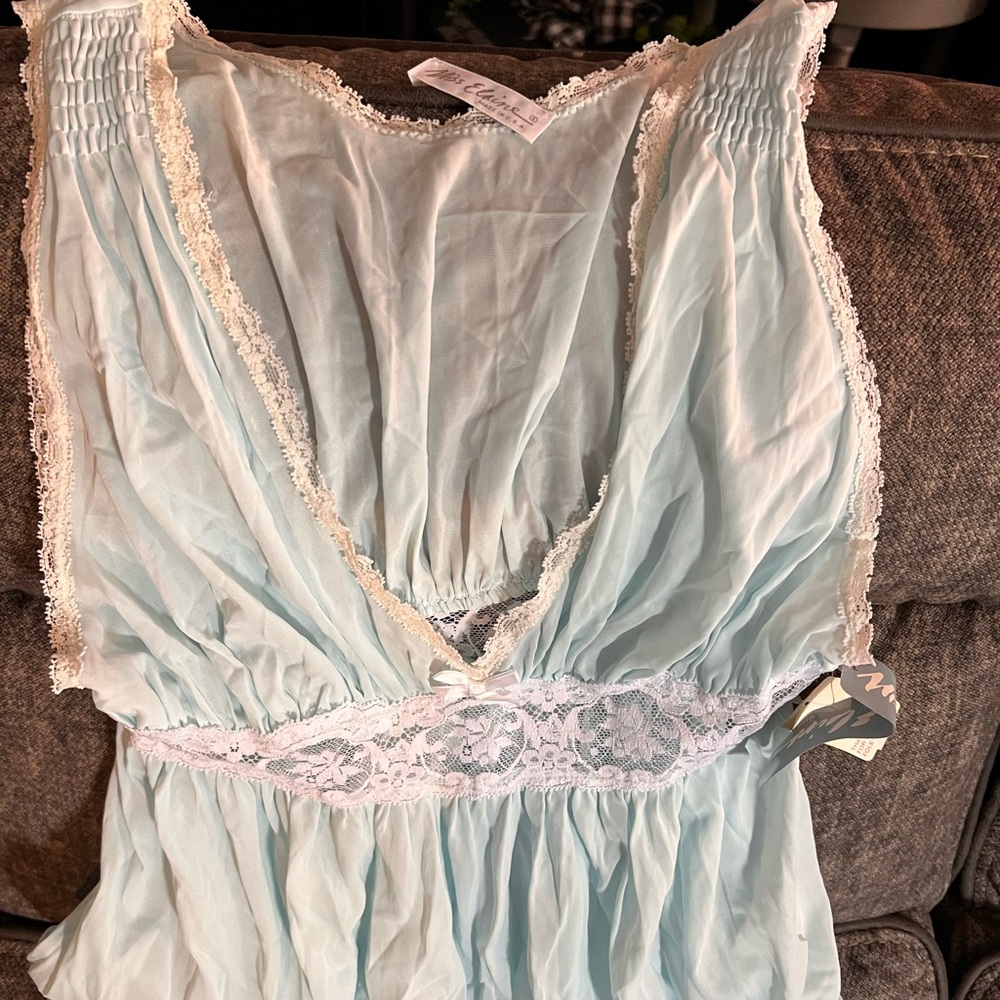 Bundle of night gowns